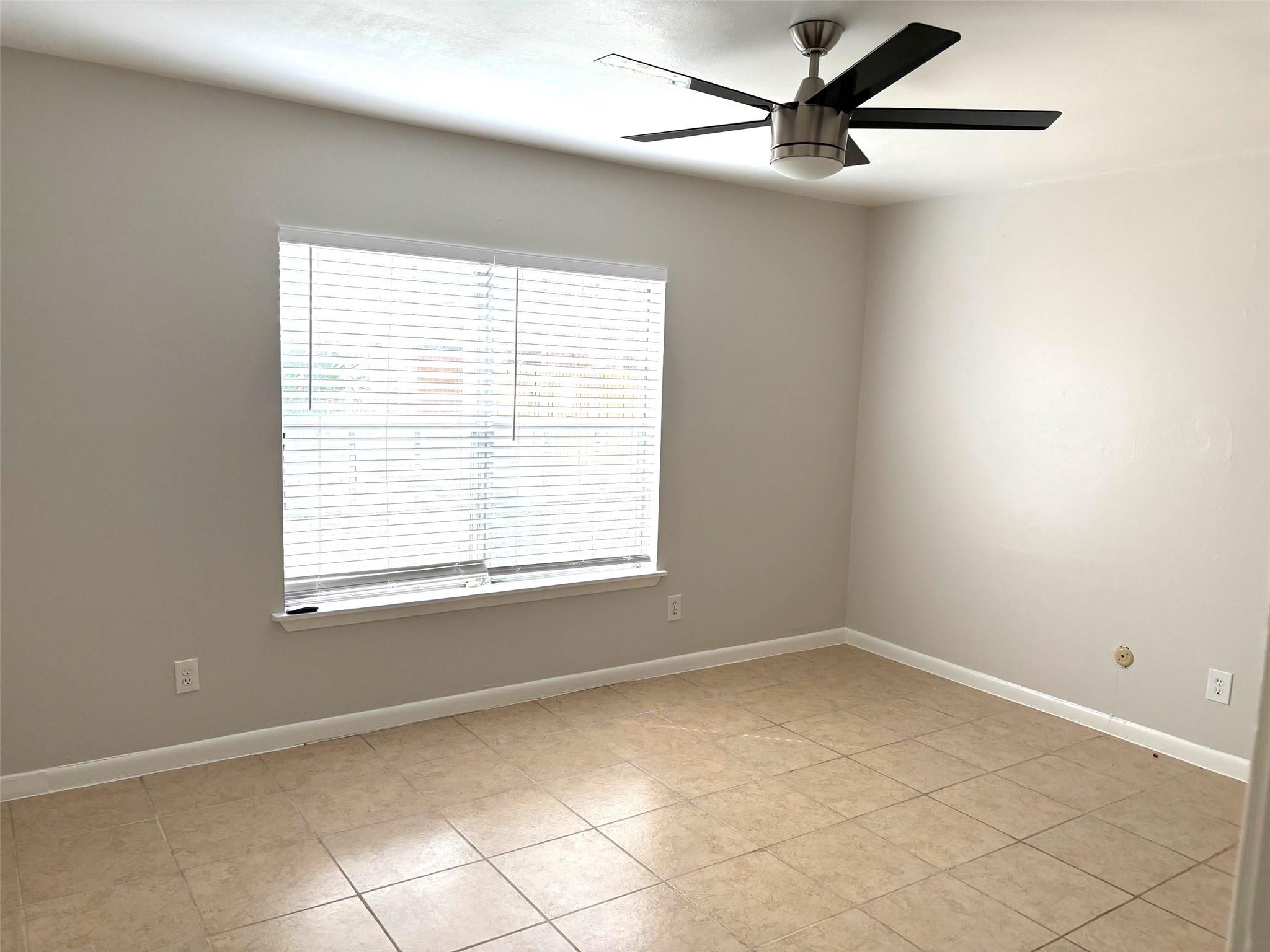 2824 Briarhurst Drive # 9