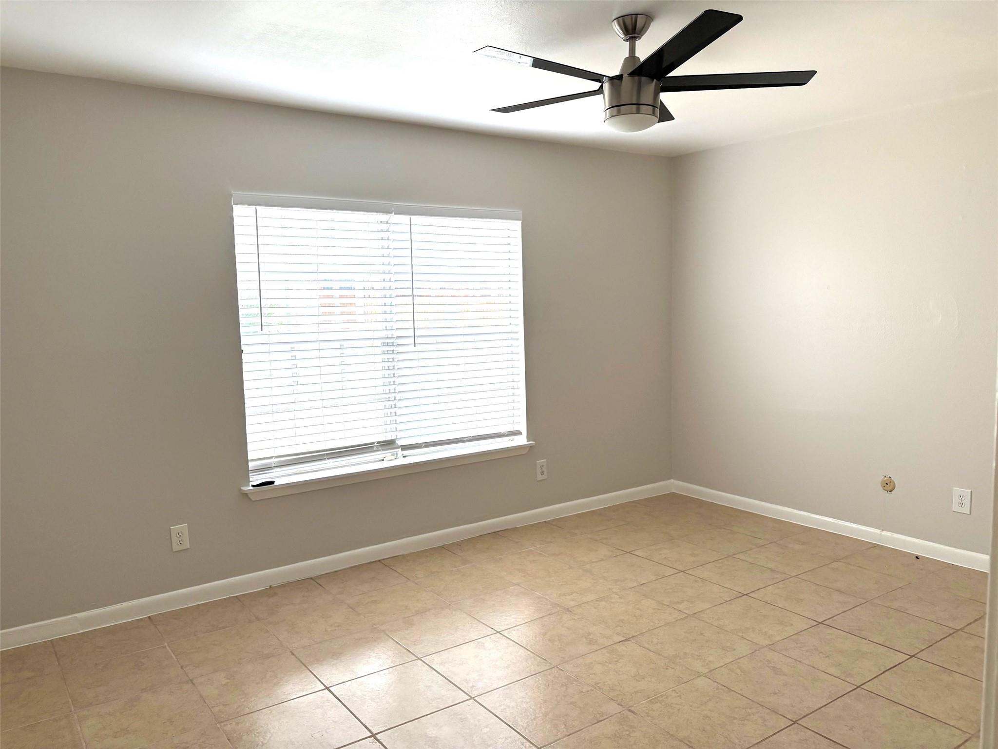 2824 Briarhurst Drive # 9