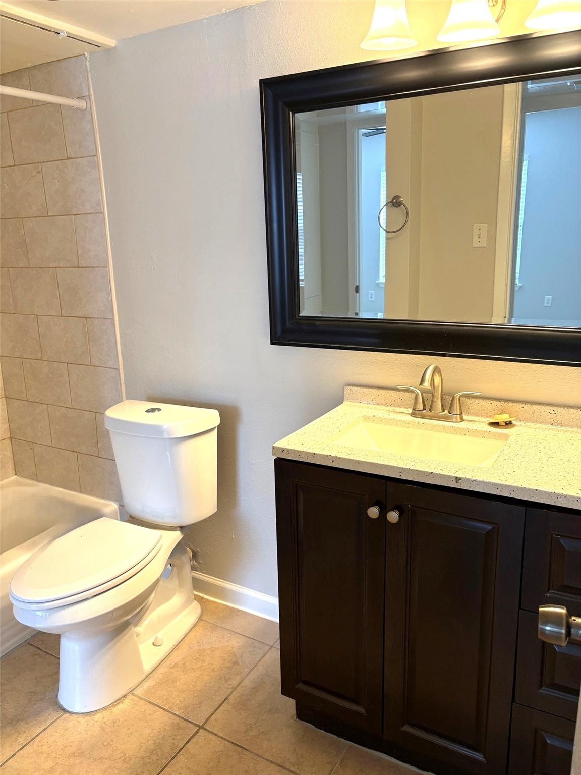 2824 Briarhurst Drive # 9