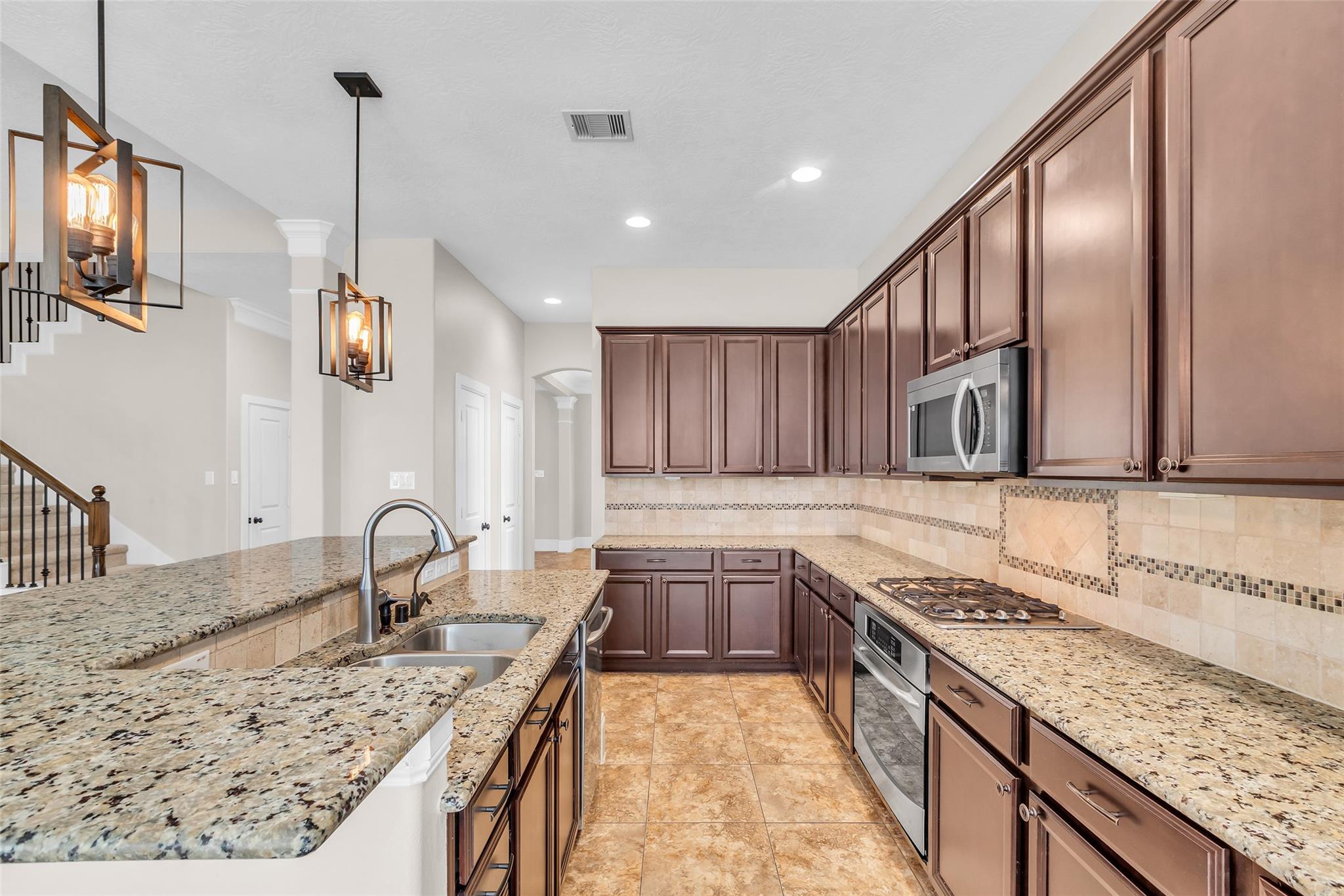 3611 Cape Vista Court