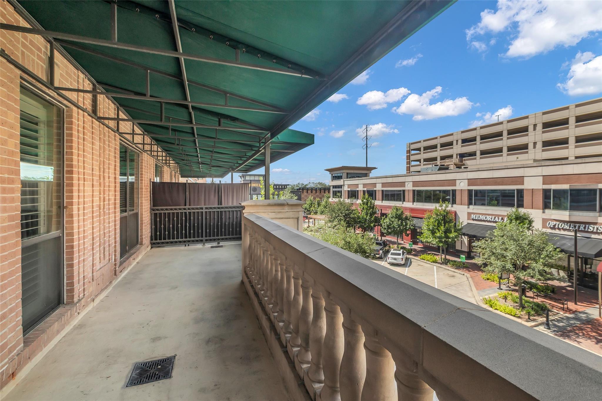 2299 Lone Star Drive # 319