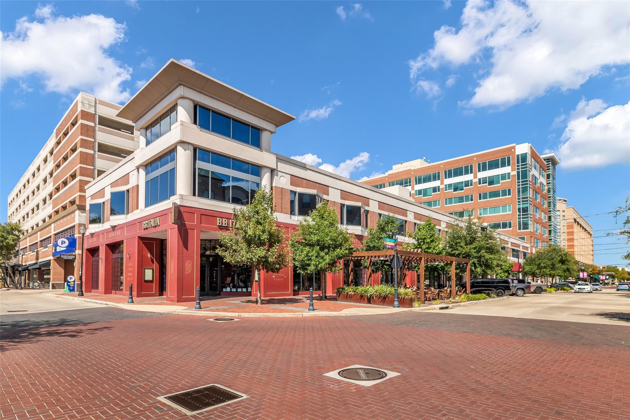 2299 Lone Star Drive # 319