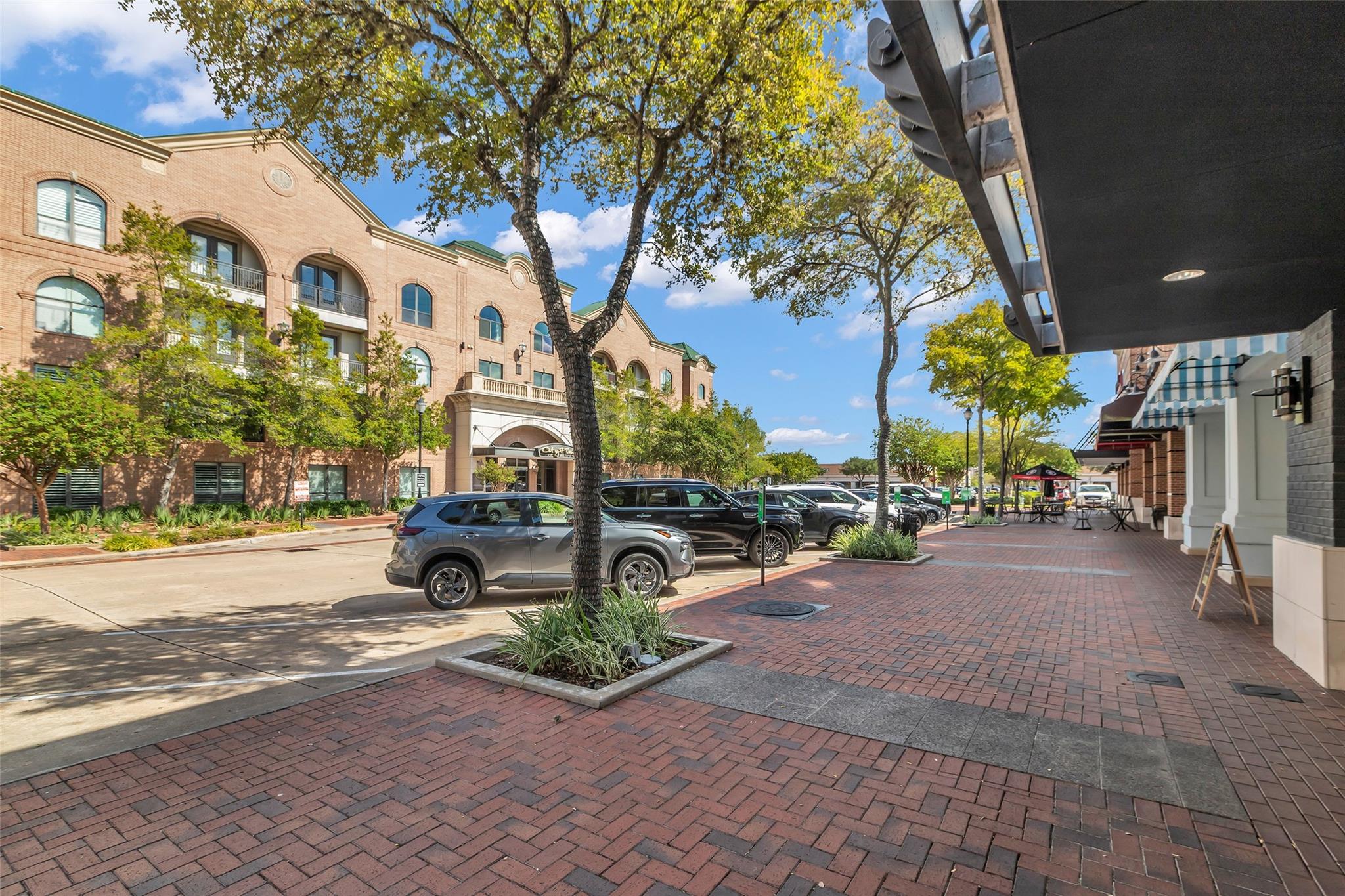 2299 Lone Star Drive # 319