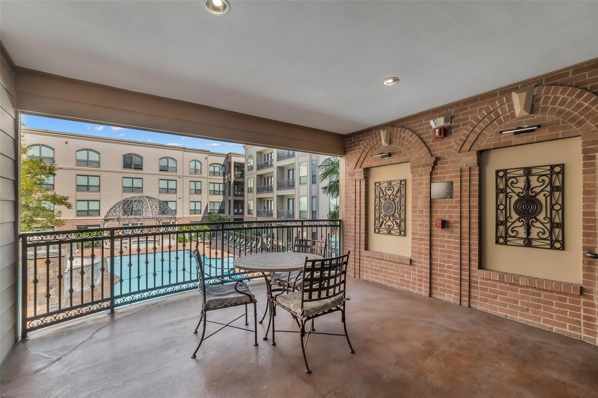 2299 Lone Star Drive # 319