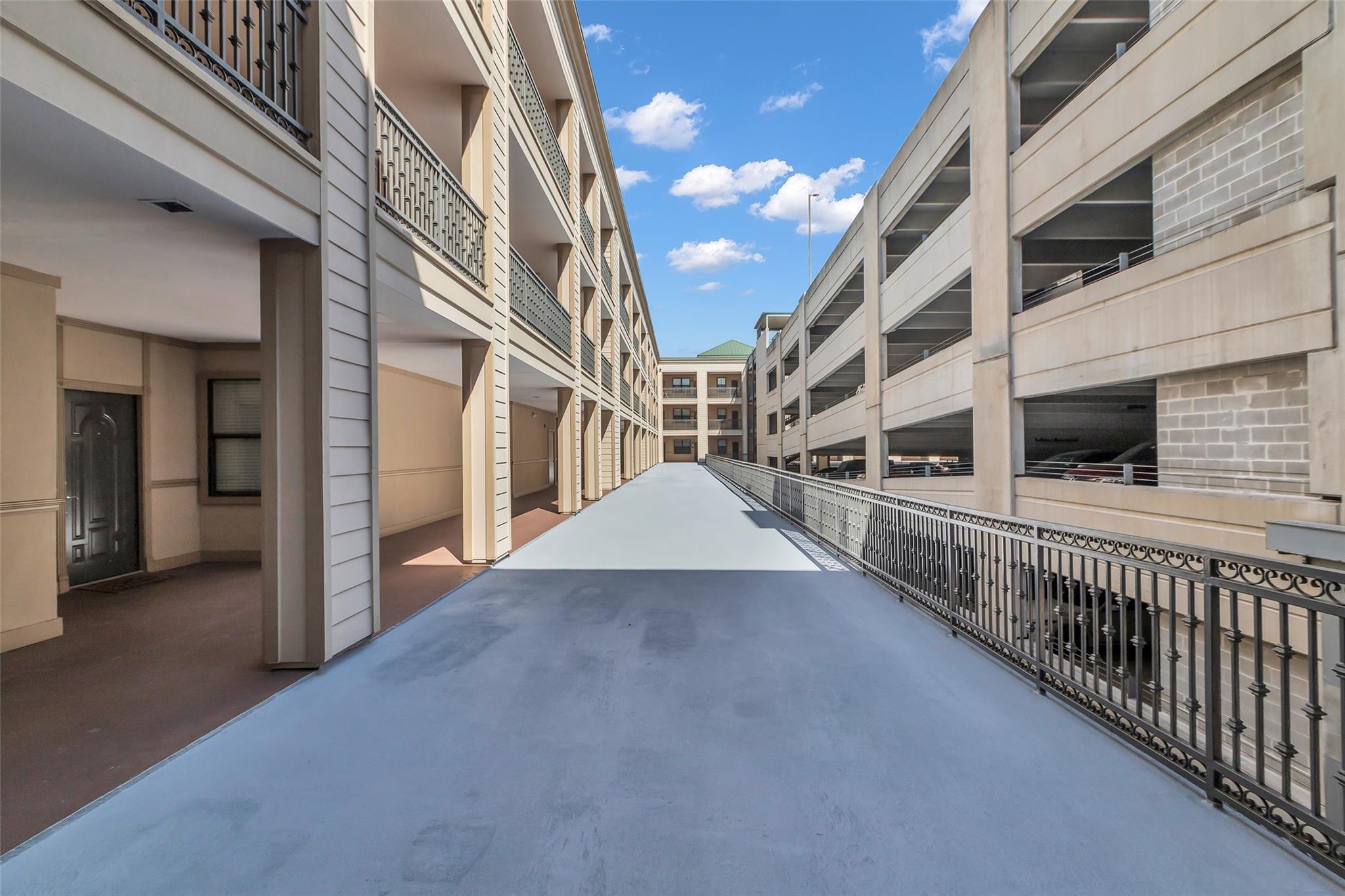 2299 Lone Star Drive # 319