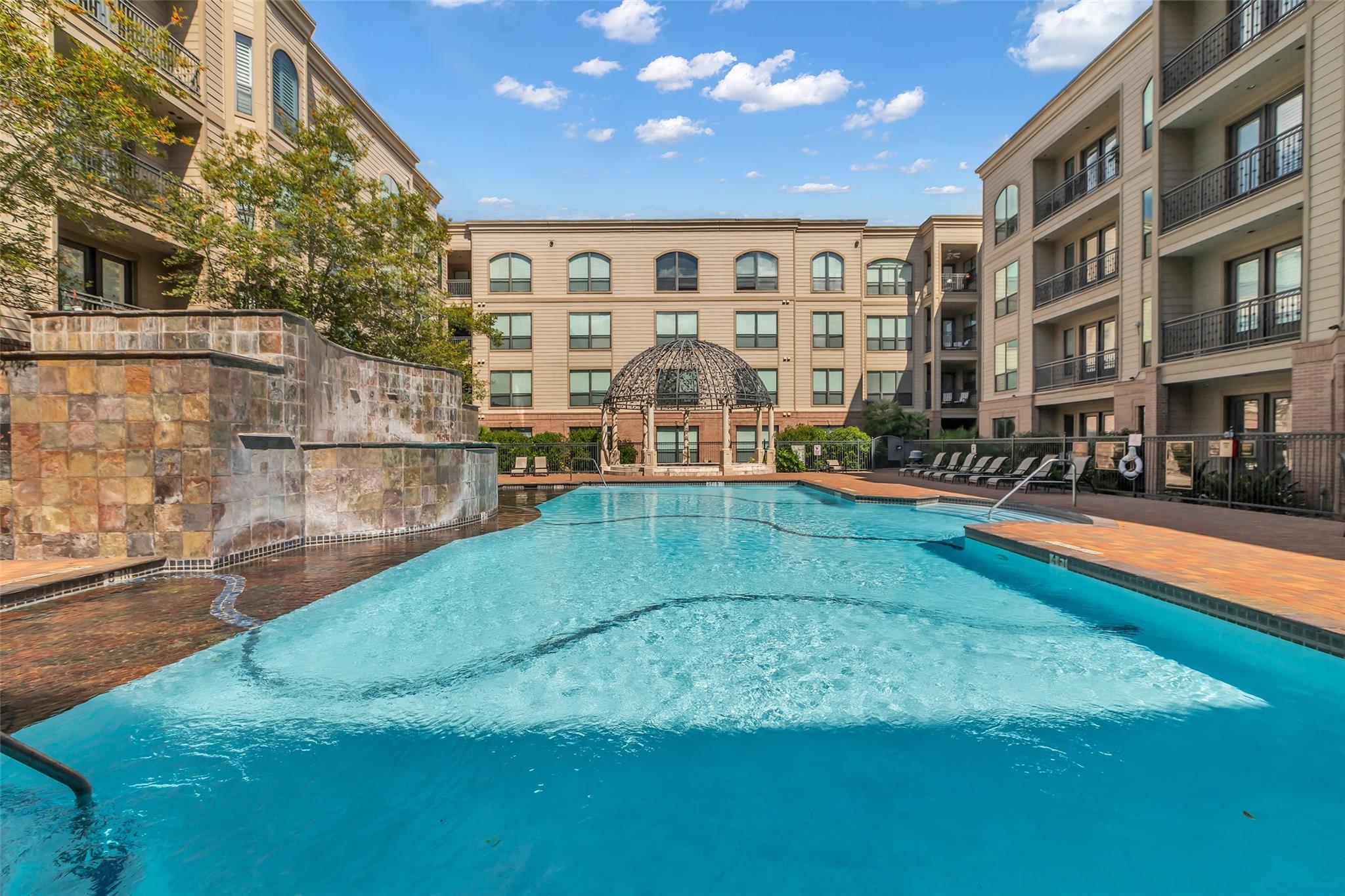 2299 Lone Star Drive # 319