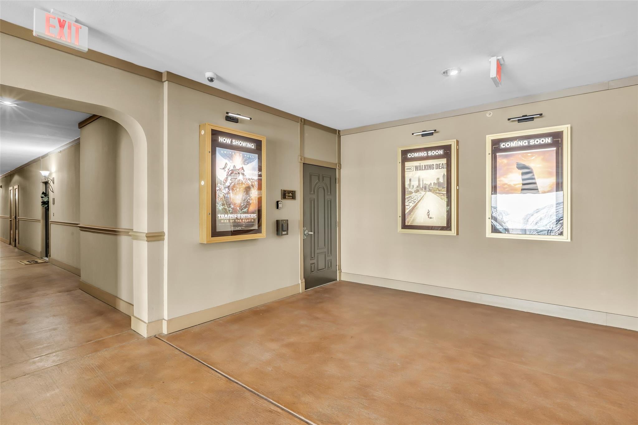 2299 Lone Star Drive # 319