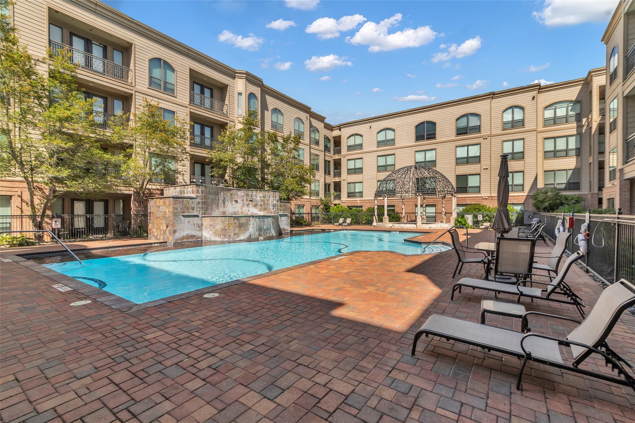 2299 Lone Star Drive # 319