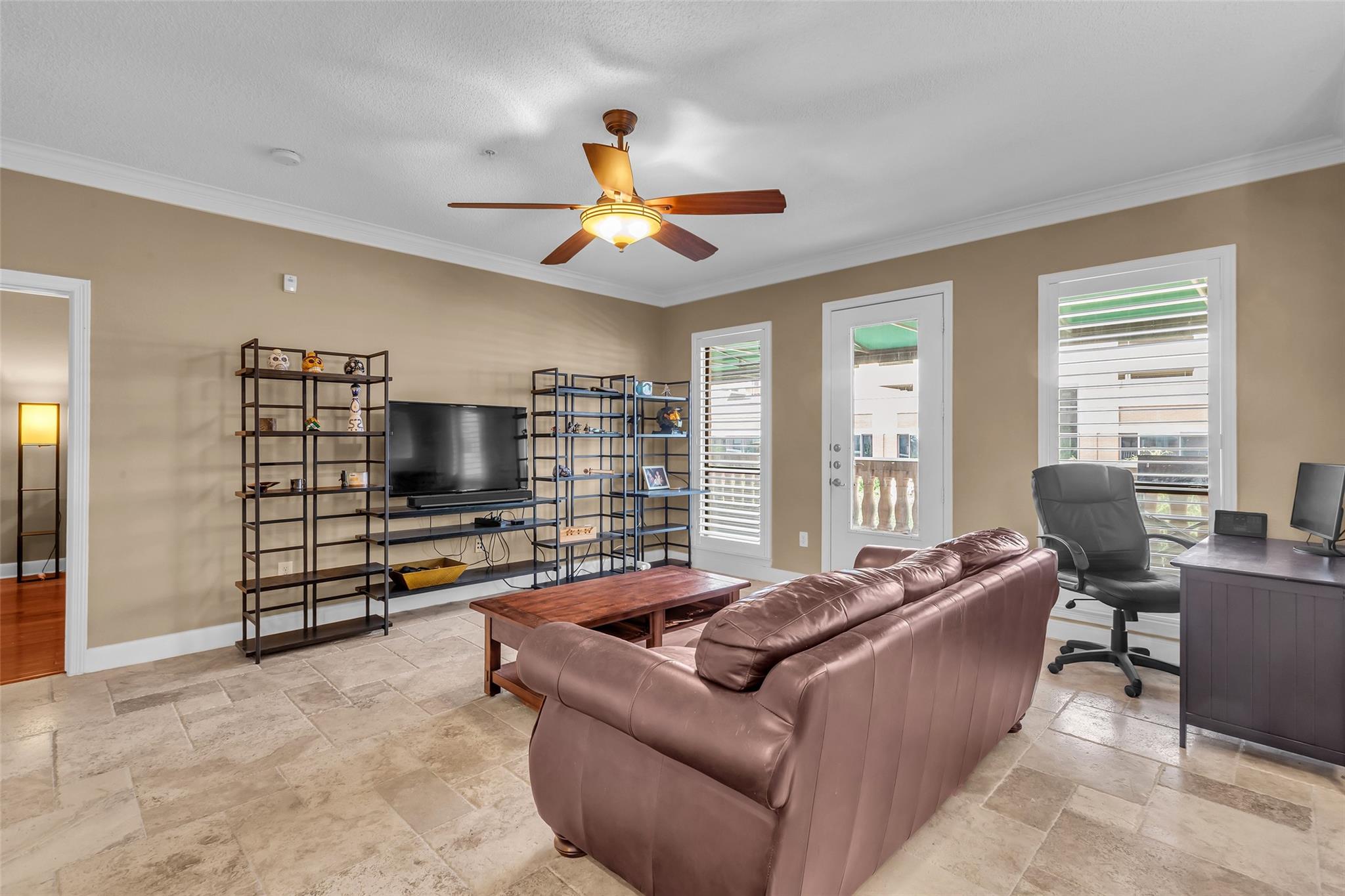 2299 Lone Star Drive # 319
