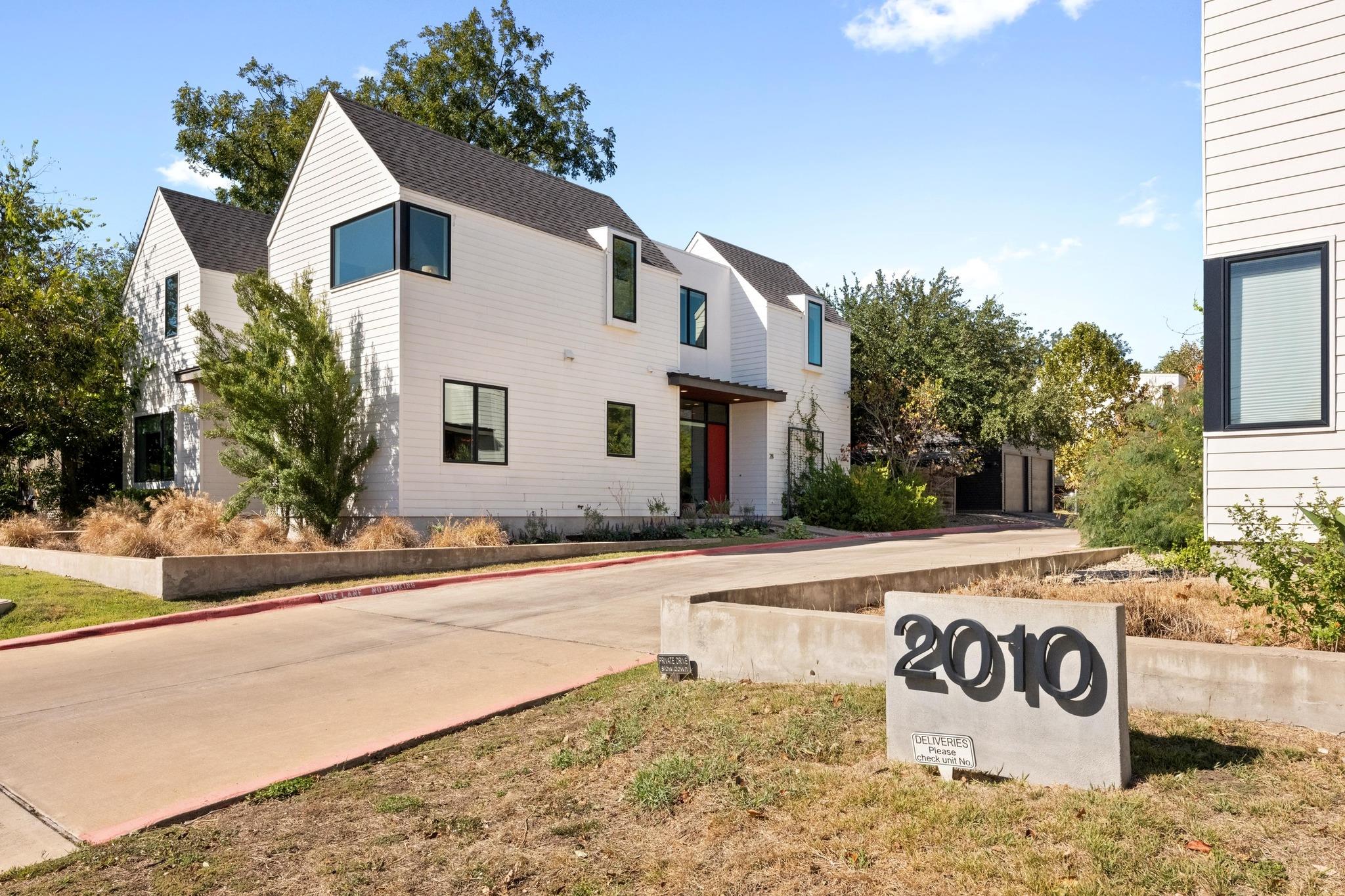 2010 Goodrich Ave # 2B