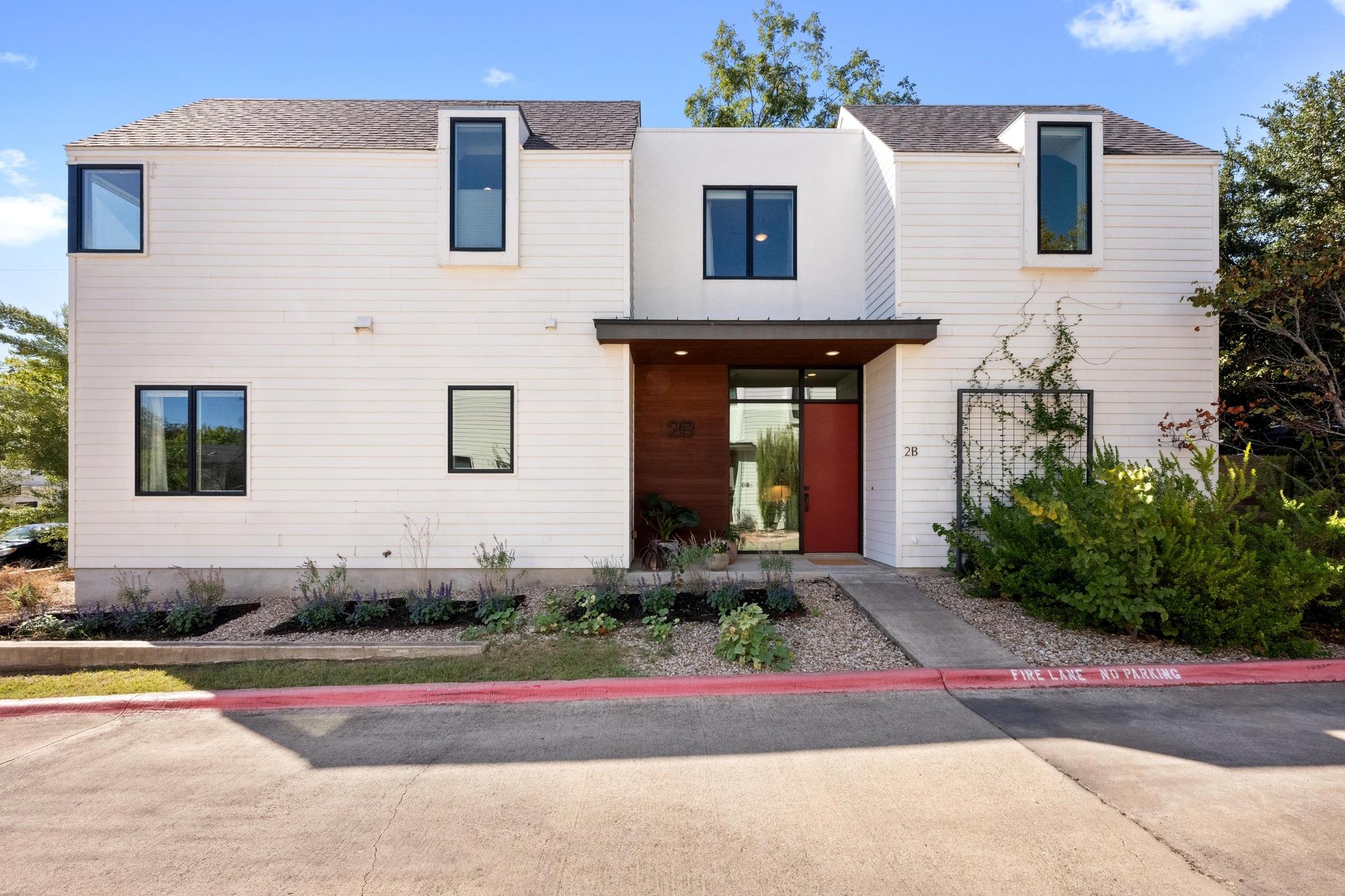 2010 Goodrich Ave # 2B