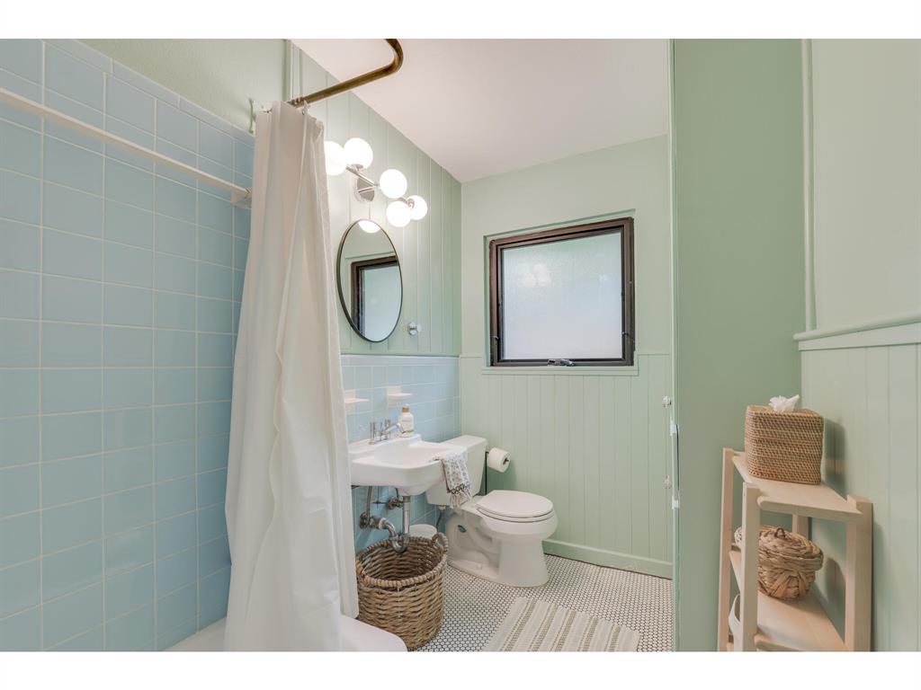 1426 Briarcliff BLVD