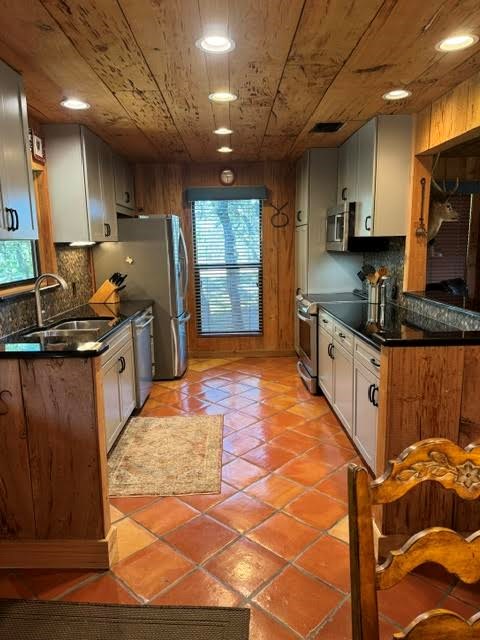 215 70L Rd