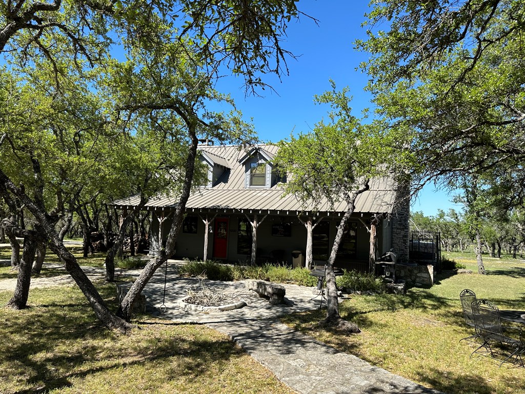 215 70L Rd