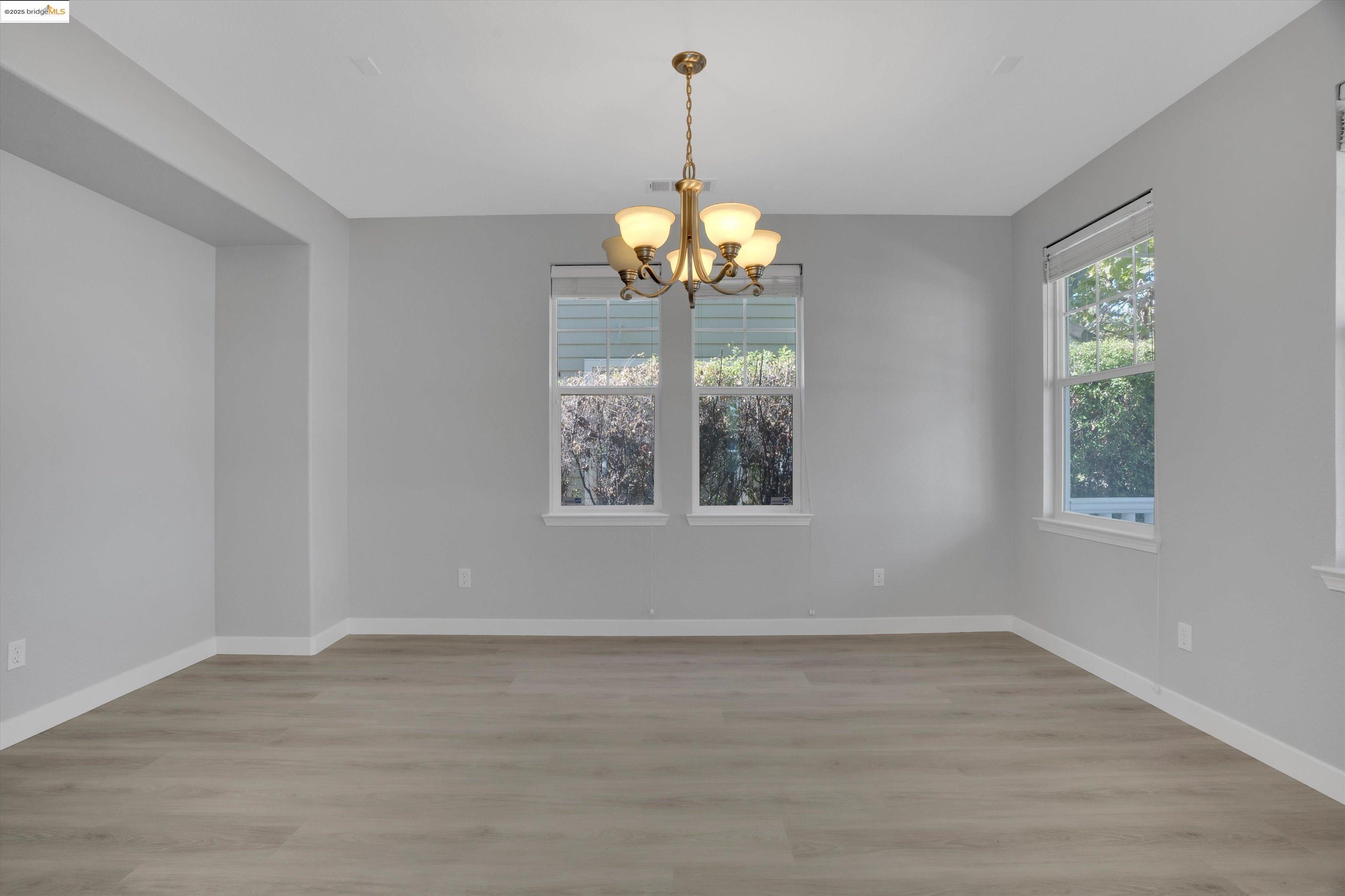 1002 Flagship Dr