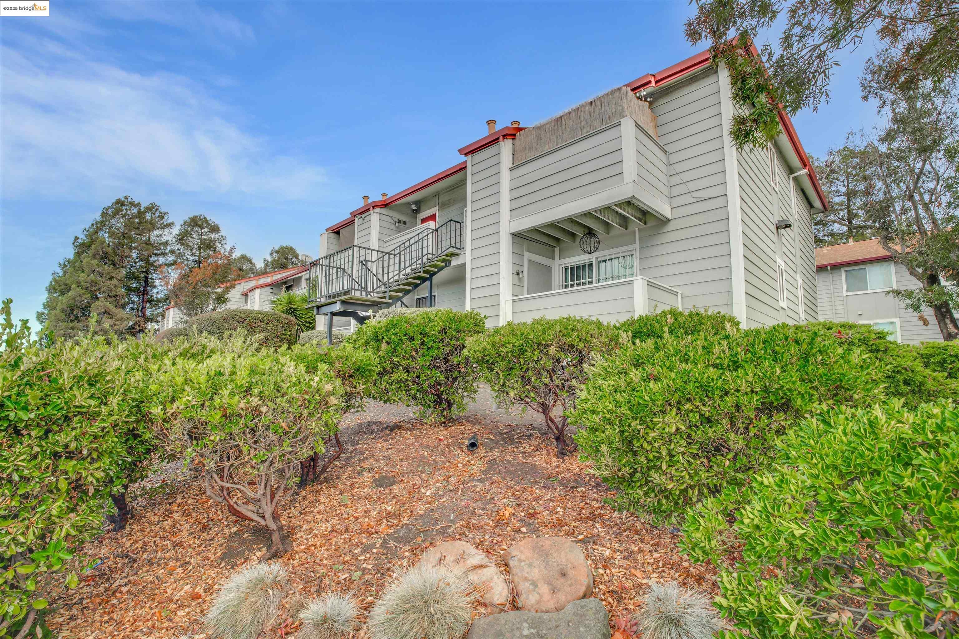 29621 Red Oak Ct # 6