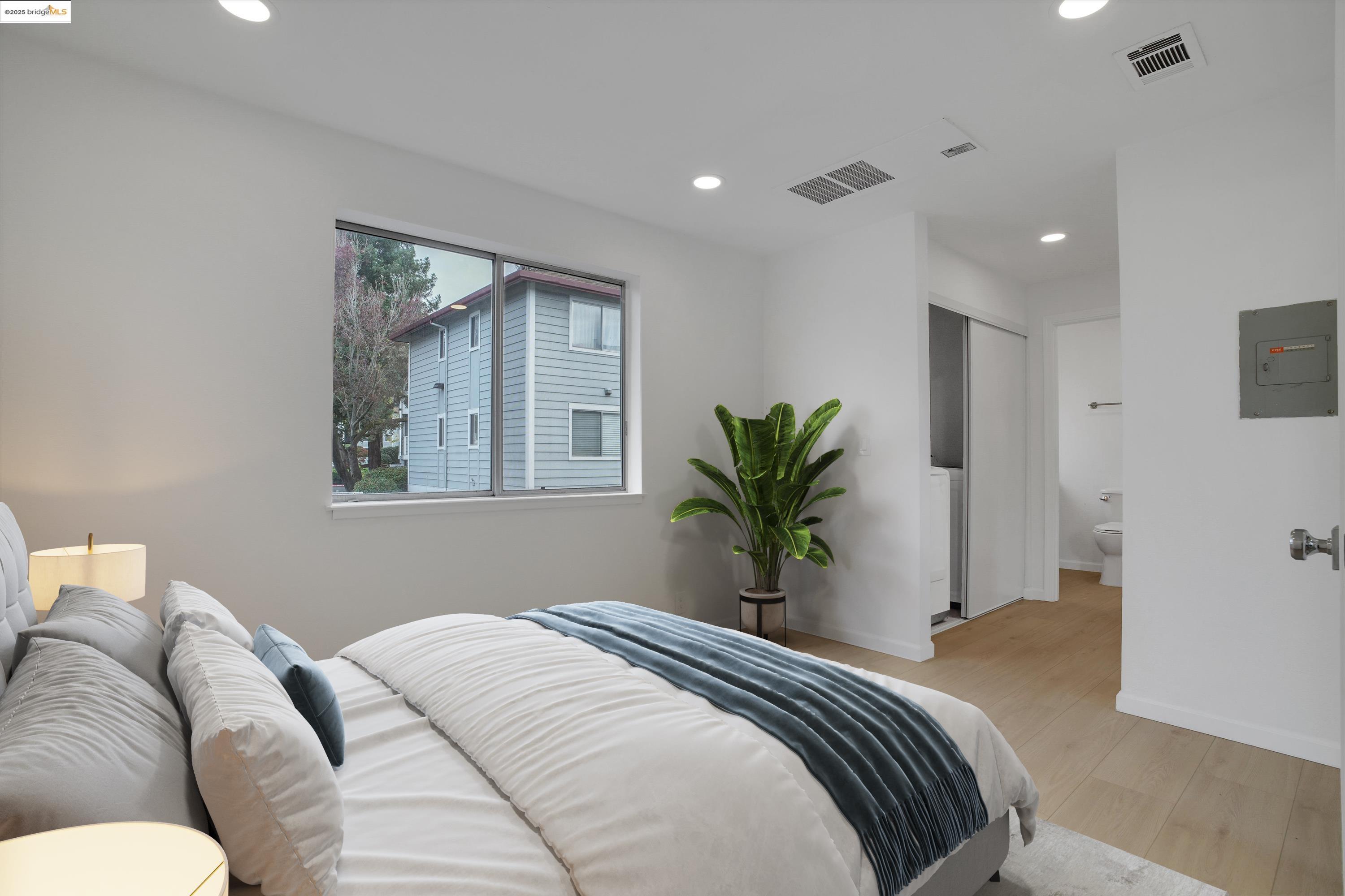 29621 Red Oak Ct # 6