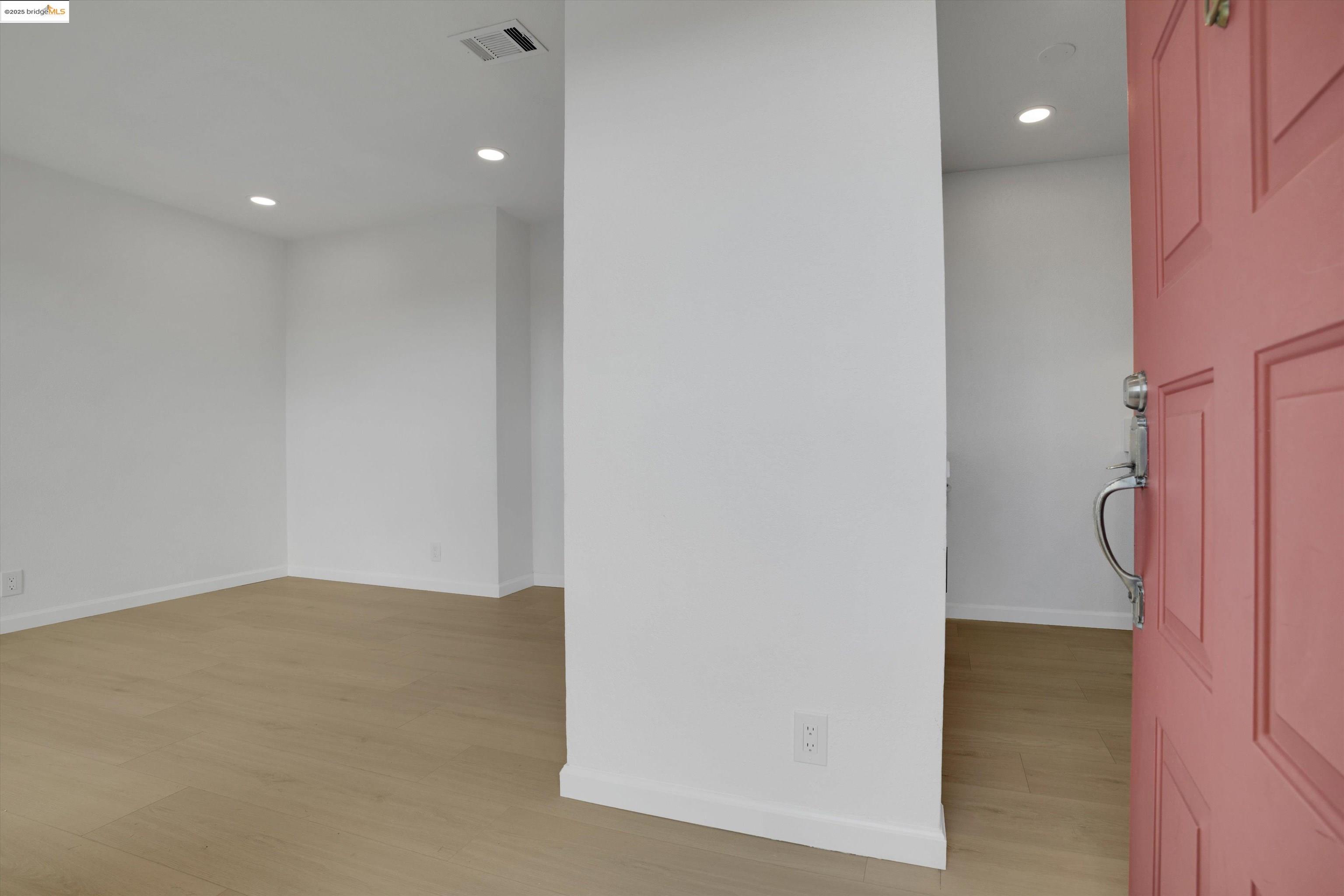 29621 Red Oak Ct # 6