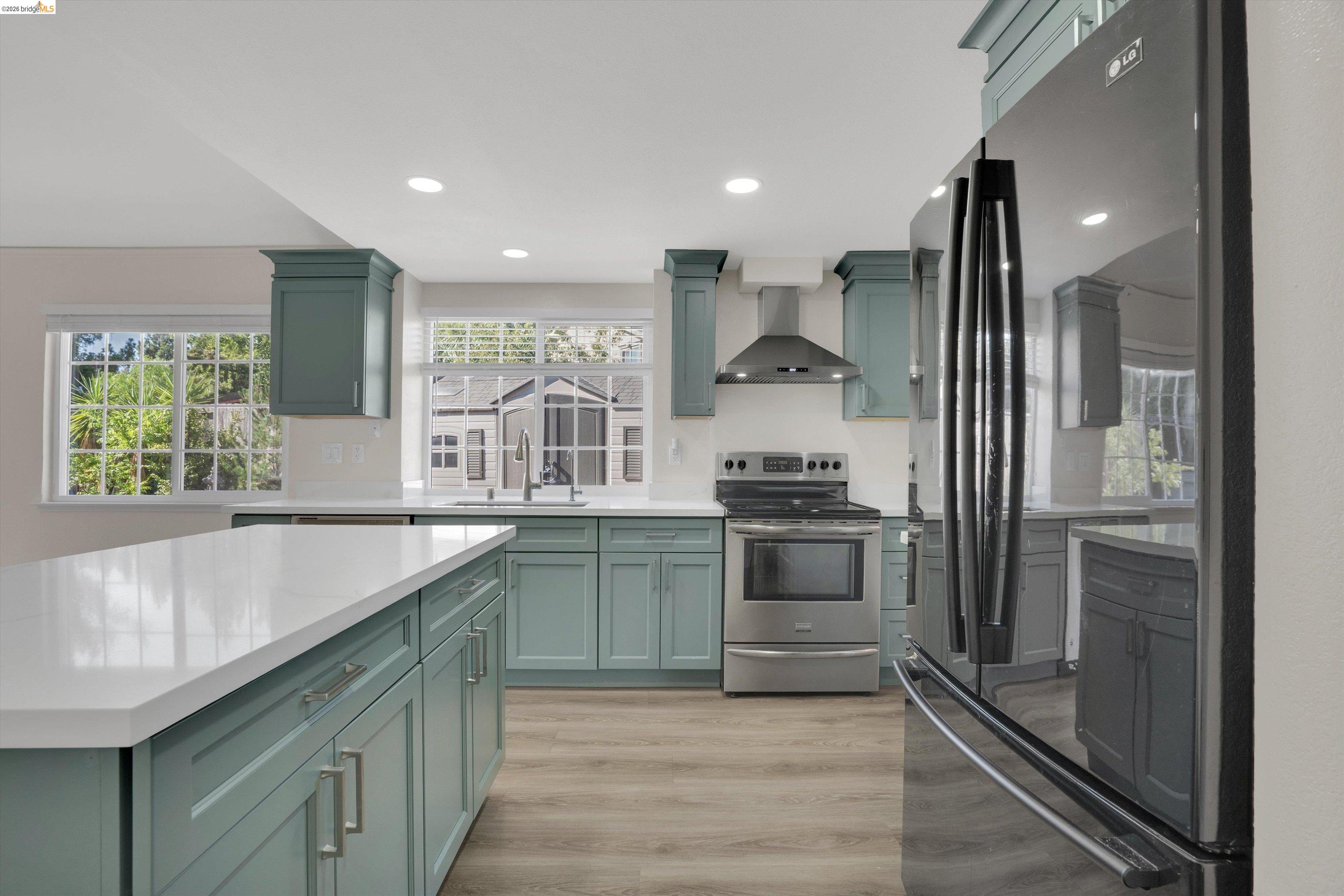 2921 Honeysuckle Cir