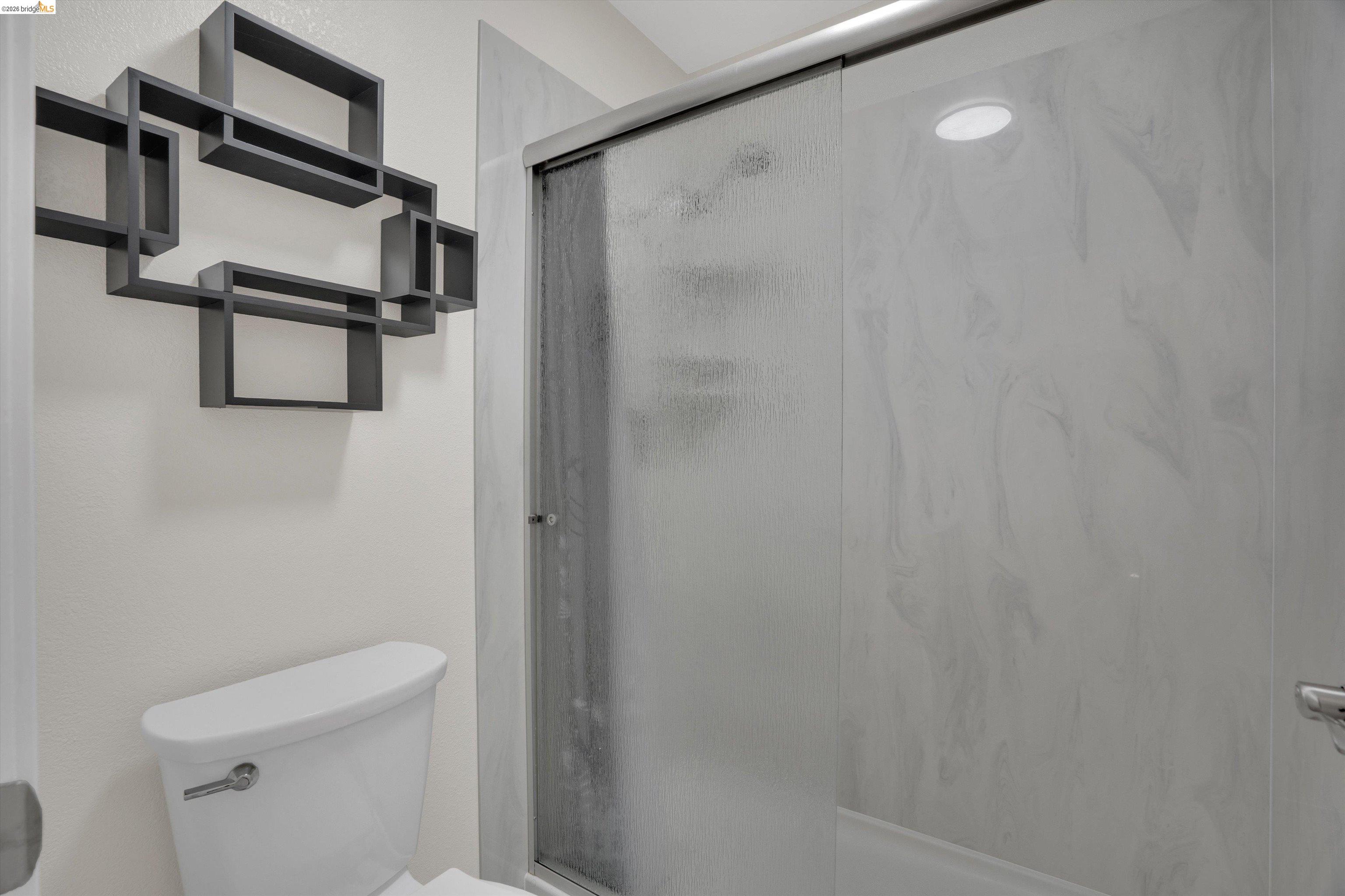 2921 Honeysuckle Cir