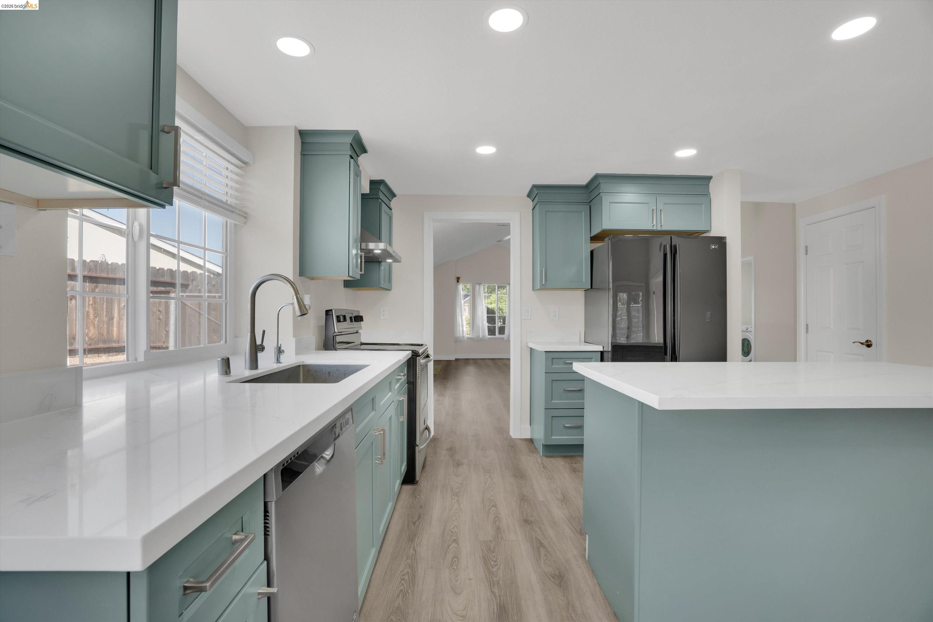 2921 Honeysuckle Cir