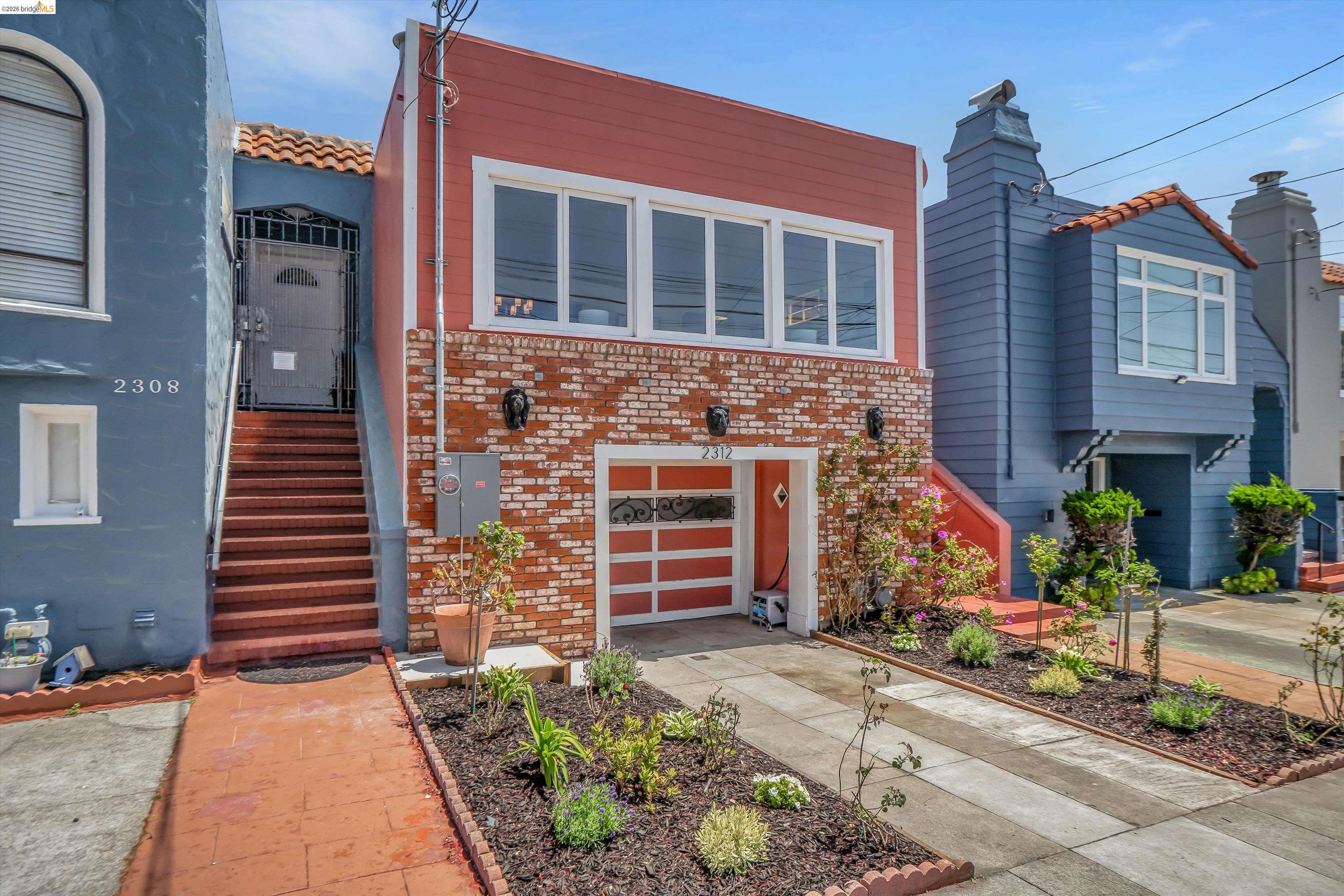 2312 35Th Ave