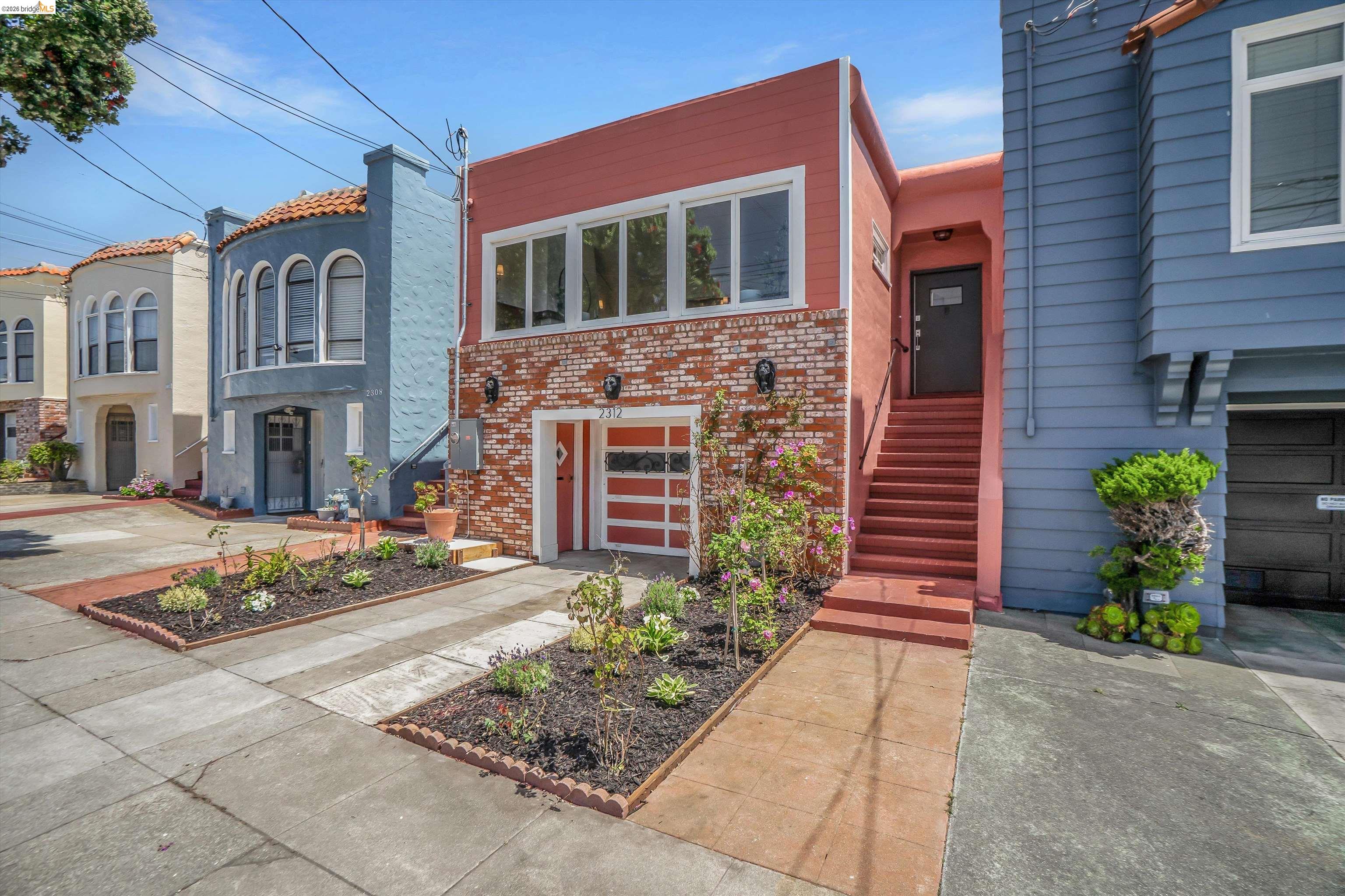 2312 35Th Ave