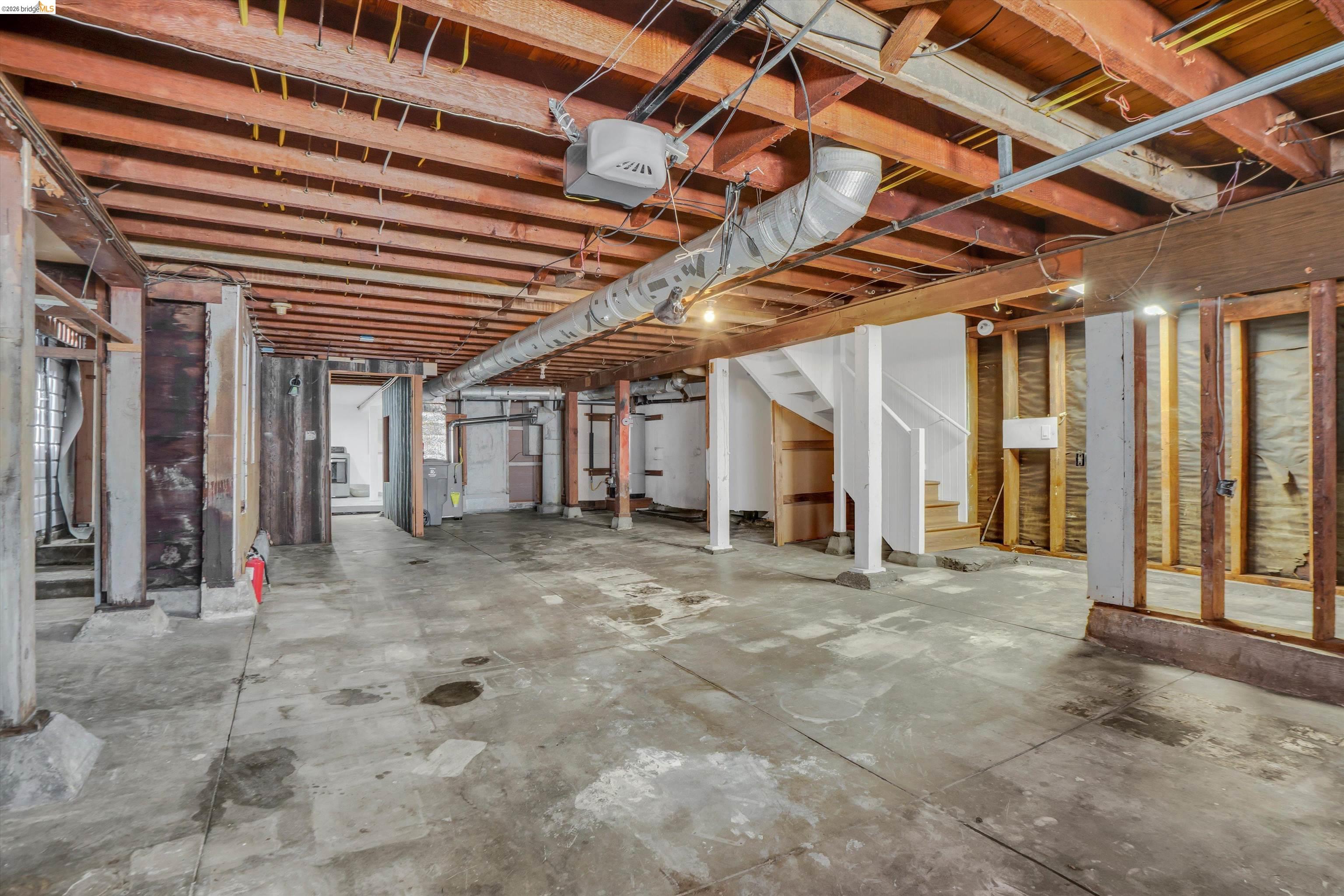 2312 35Th Ave