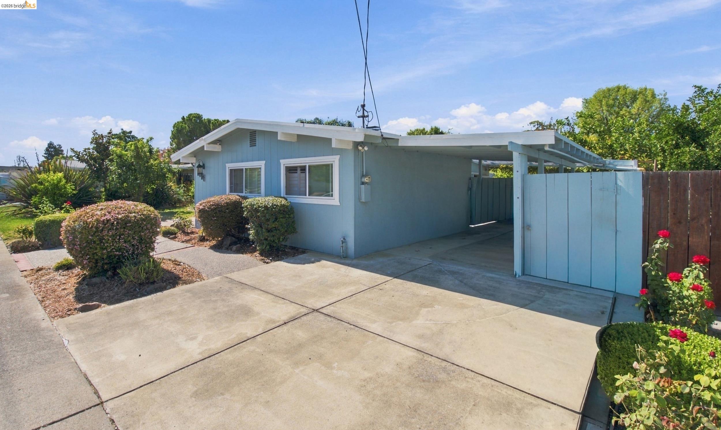 2685 Richard Ave