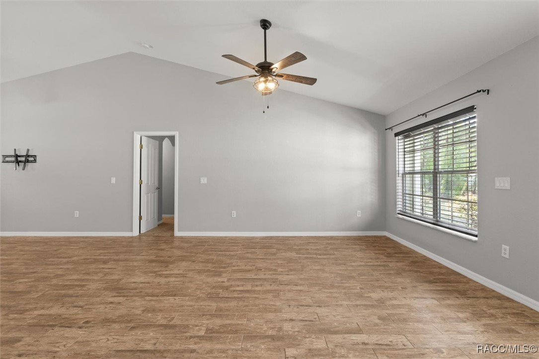 17 Eugenia Court N