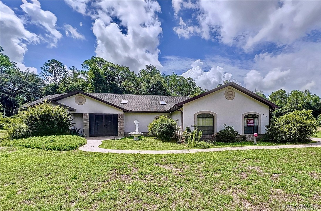 889 N Currier Point