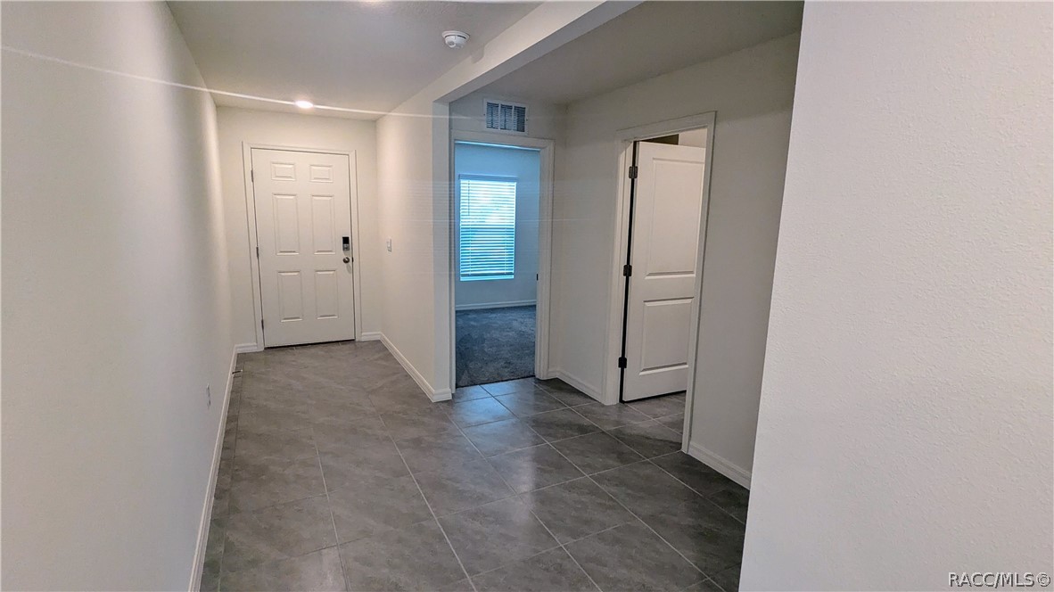 274 W Twisted Oaks Drive