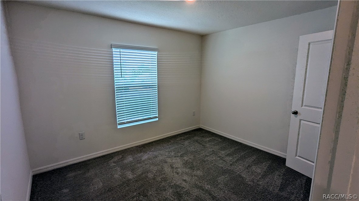 274 W Twisted Oaks Drive