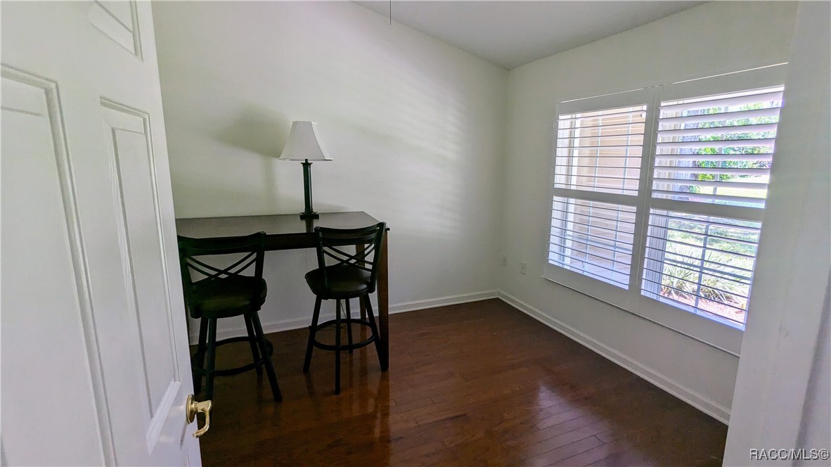 510 N Indigo Terrace