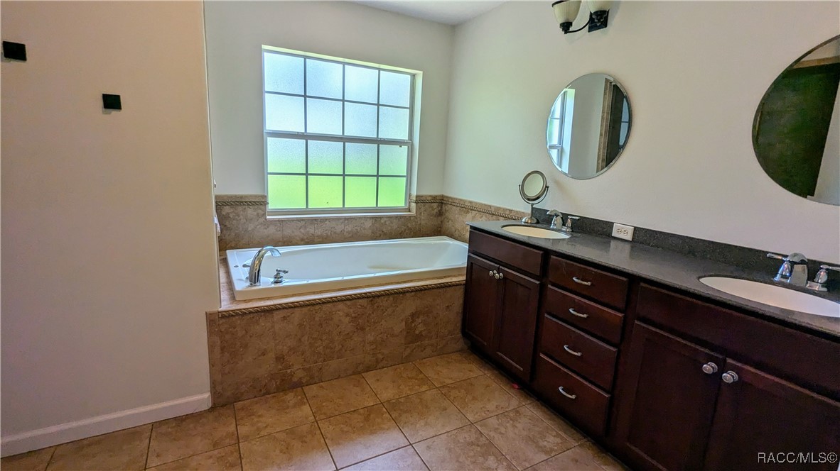 510 N Indigo Terrace