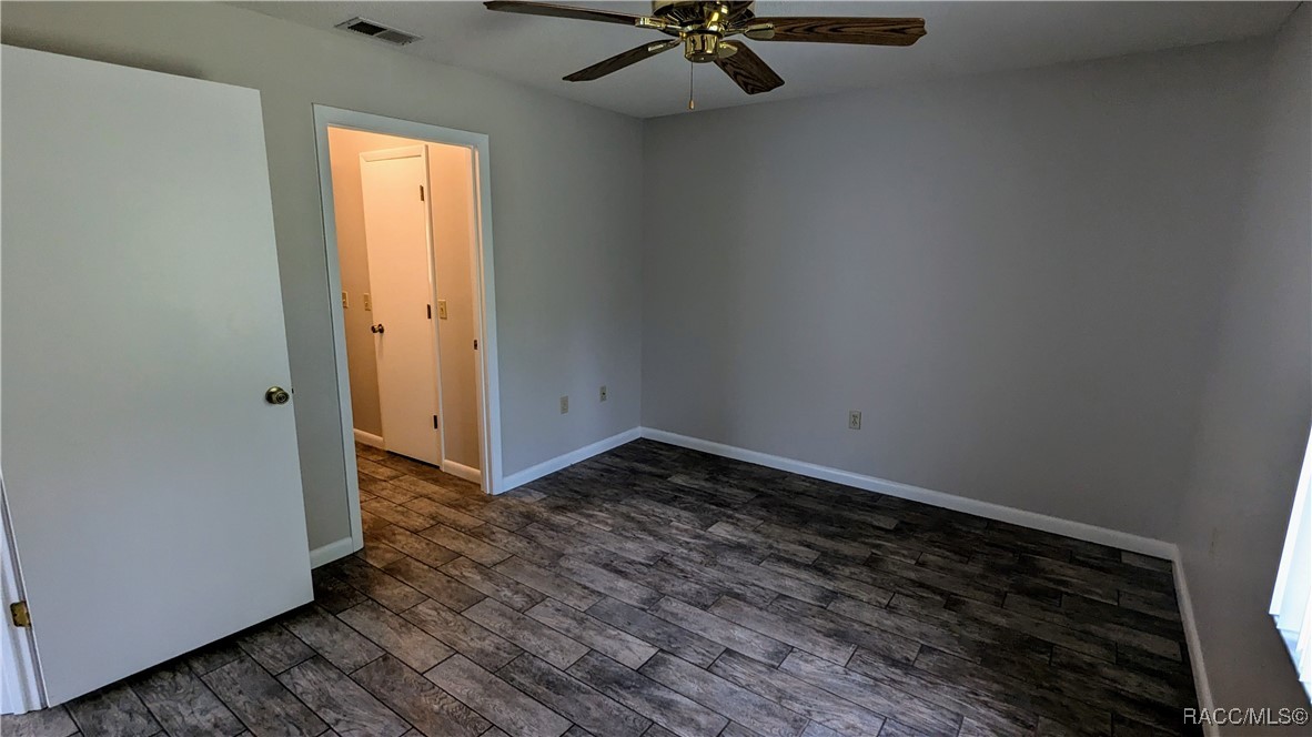 5343 W Customer Court
