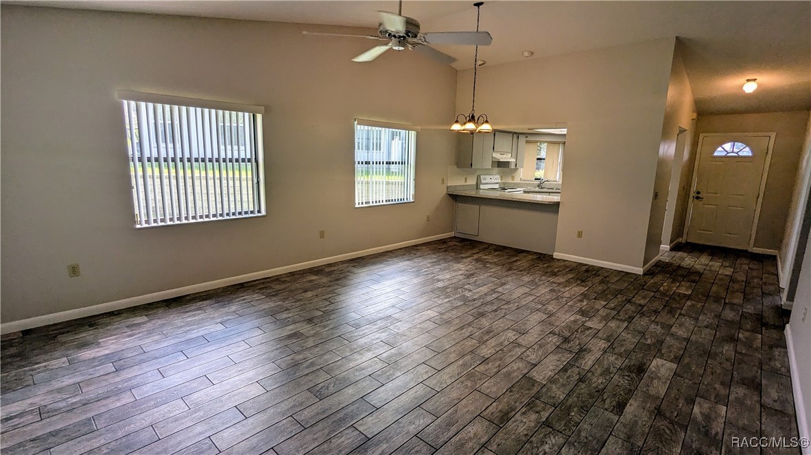 5343 W Customer Court