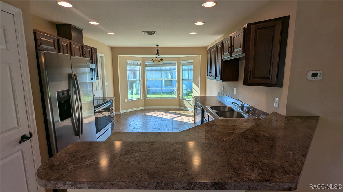 5295 W Customer Court