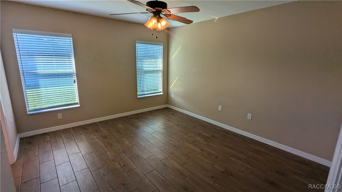 5295 W Customer Court