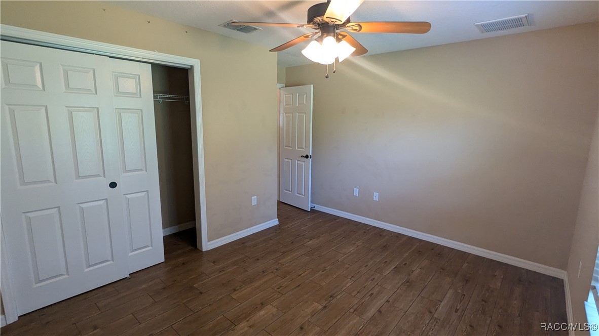 5295 W Customer Court