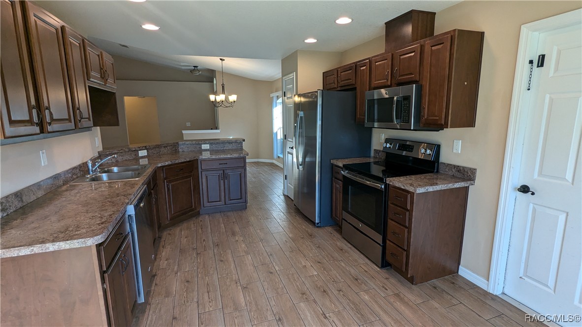 5295 W Customer Court