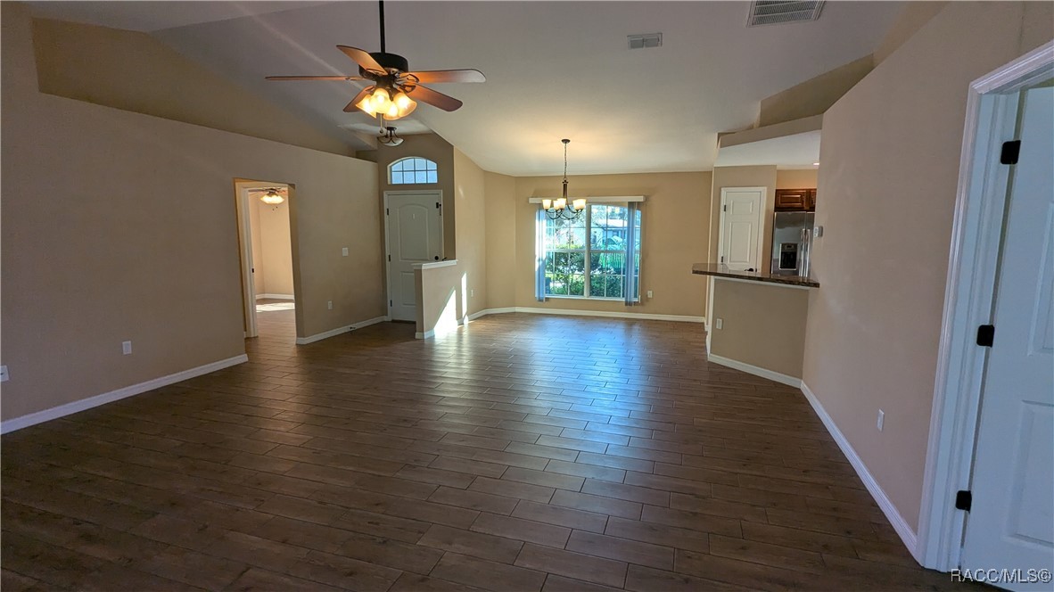 5295 W Customer Court