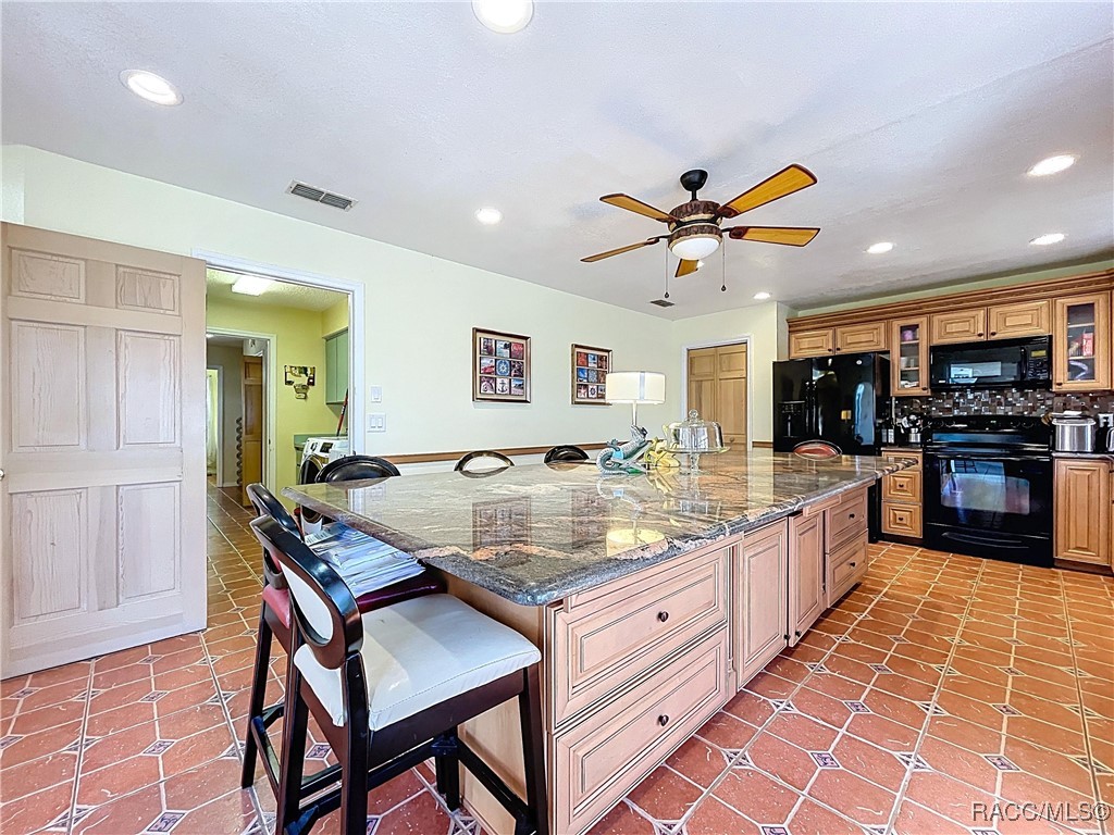 1821 NW 20th Avenue