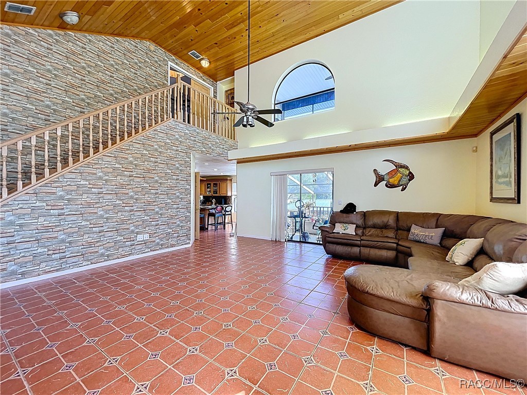 1821 NW 20th Avenue