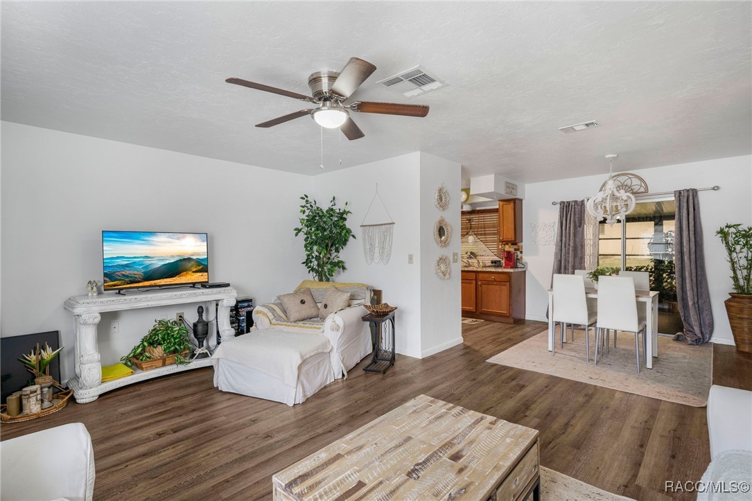 3185 N Camomile Way