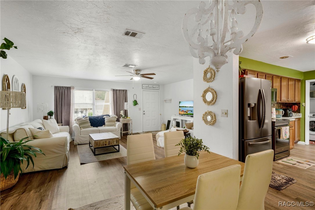3185 N Camomile Way