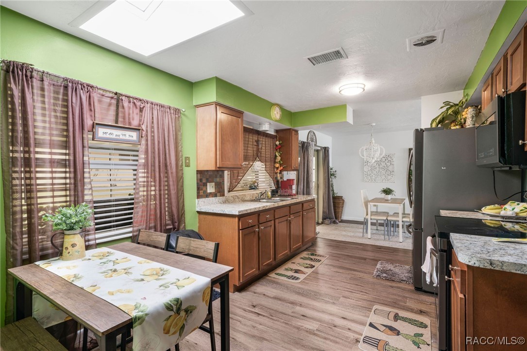 3185 N Camomile Way