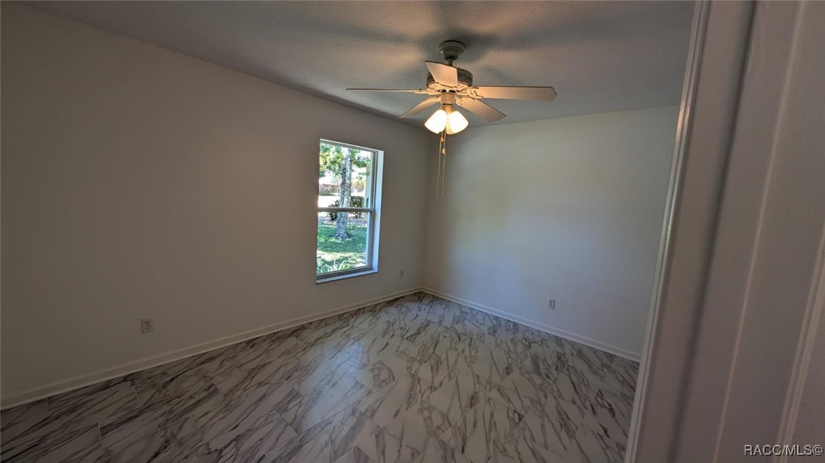 9 Coconut Court