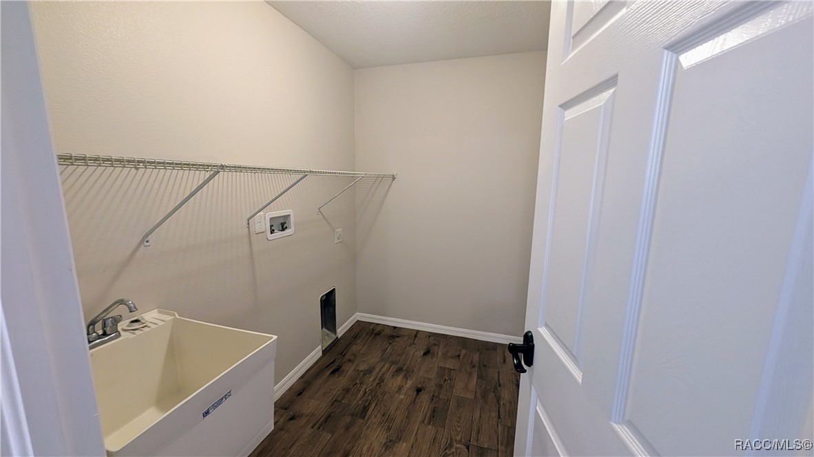 5333 W Customer Court
