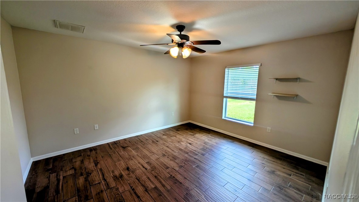 5333 W Customer Court
